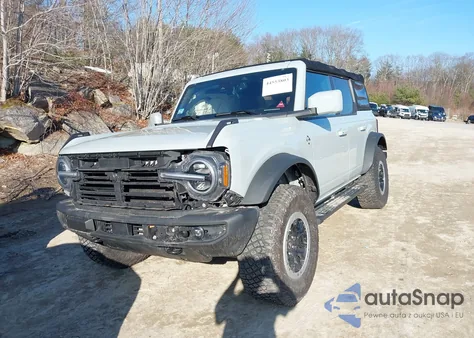 2021 Ford Bronco Outer Banks z USA, uszkodzony, nr VIN 1FMEE5DP2MLA79585